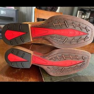 Ariat cowman boots size 10 D brand new just wrong size